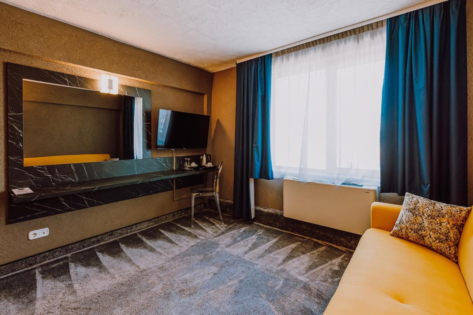 Hotel Ciao Târgu-Mureş Extérieur photo