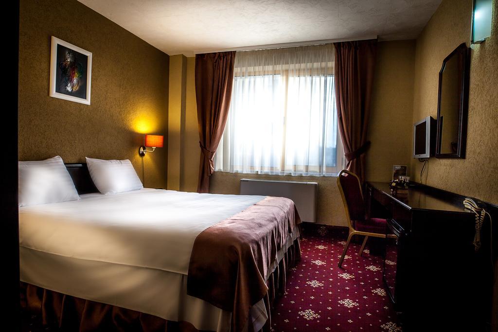 Hotel Ciao Târgu-Mureş Extérieur photo