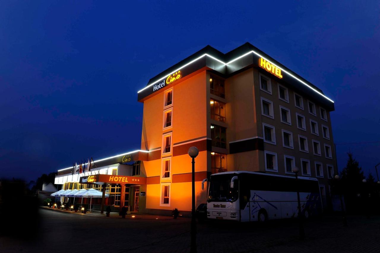 Hotel Ciao Târgu-Mureş Extérieur photo